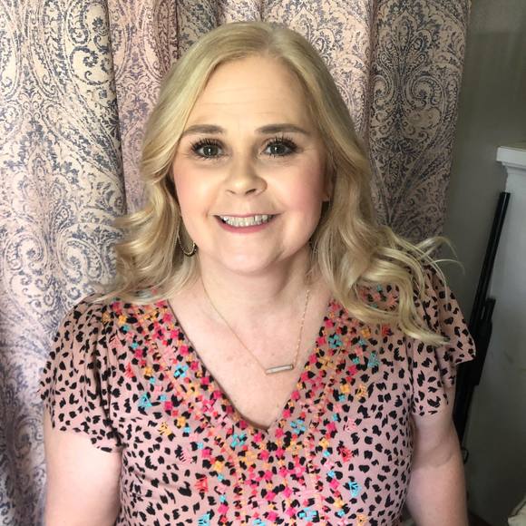 Profile Picture of Pamela Walker (@pwalker71) on Poshmark