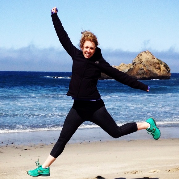 Profile Picture of Jenna Conaway (@jconaway) on Poshmark