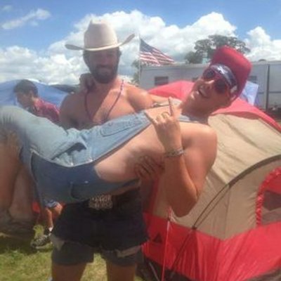 Profile Picture of Tom (@TomScianna) on Twitter