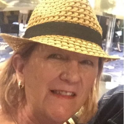 Profile Picture of Deborah Potts (@deborah0z3) on Twitter