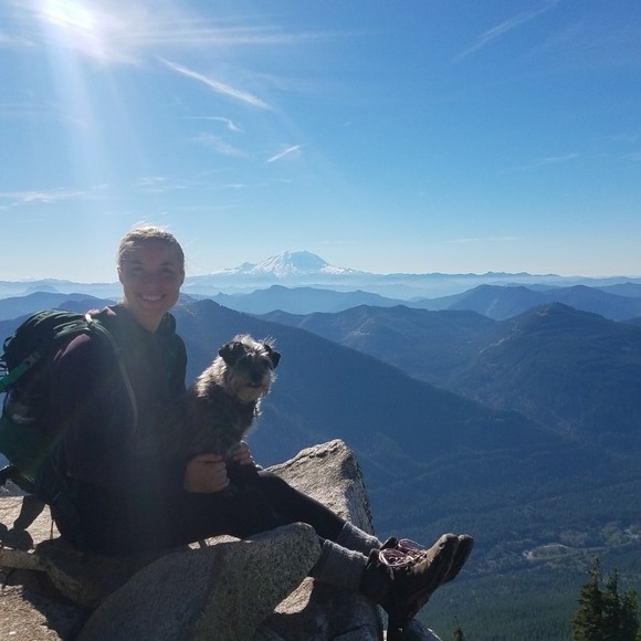 Profile Picture of Rachael Stabbert (@rachaelstabbs) on Poshmark