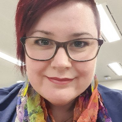 Profile Picture of Renee Dickens (@RenDickens) on Twitter