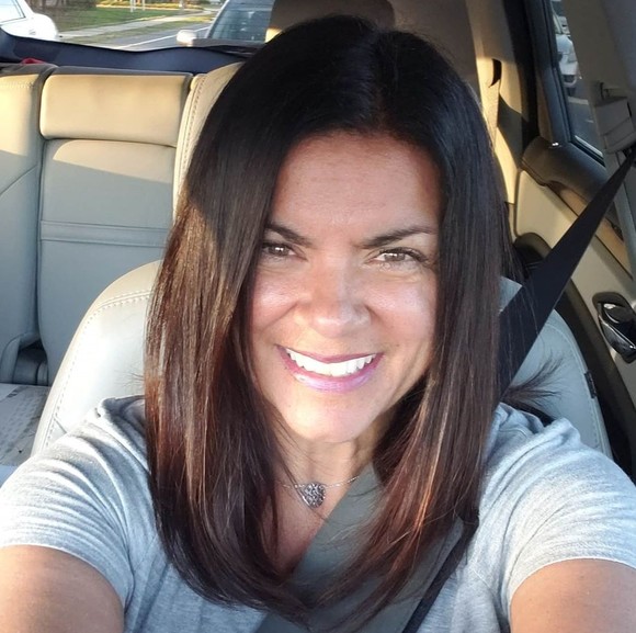 Profile Picture of Amanda Chambers (@britgirl566) on Poshmark