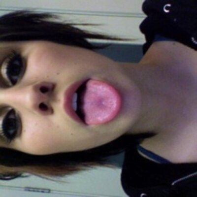 Profile Picture of Dixie Flores (@DixieFlores8) on Twitter