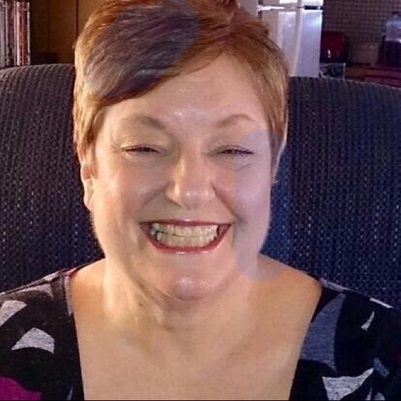 Disne Ennor - Poshmark Profile Picture of Disne Ennor (@linne834) on Poshmark