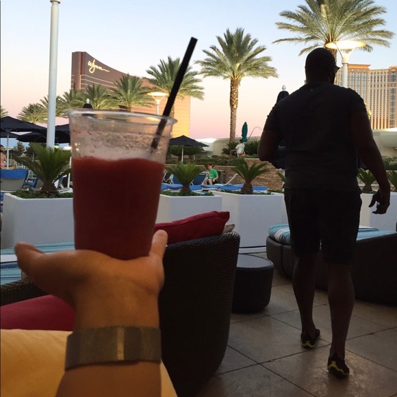 Profile Picture of Shawn Mays (@shawnmays2004) on Poshmark