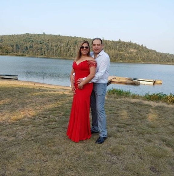 Profile Picture of Liz Toledo (@liztoledo989) on Poshmark