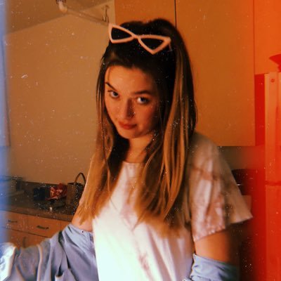 Profile Picture of Sara Pool (@Sara_Pool_) on Twitter