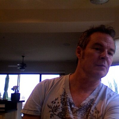 Profile Picture of Ron Carpenter (@roncfree) on Twitter