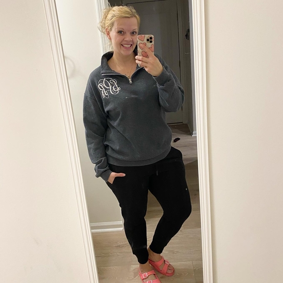 Laurel Patterson - Poshmark Profile Picture of Laurel Patterson (@laurelranae) on Poshmark