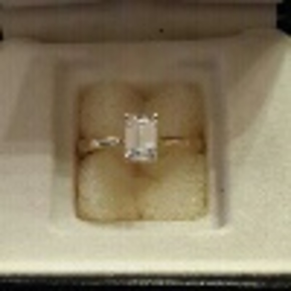 Profile Picture of May belle Sorilla (@maybellesorilla) on Poshmark