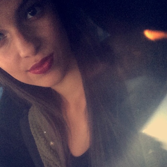 Profile Picture of Kenzie Groeneveld (@kenziec02) on Poshmark