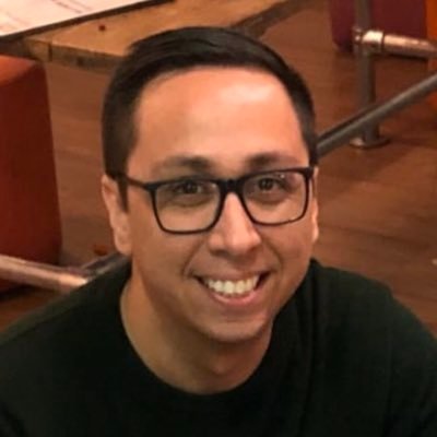 Profile Picture of Jonathan Murray (@JustChillComms) on Twitter