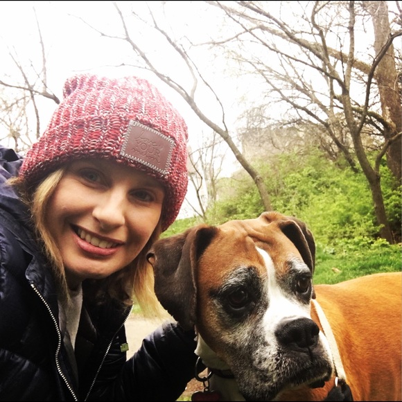 Profile Picture of Tara Tooley (@taratooley) on Poshmark