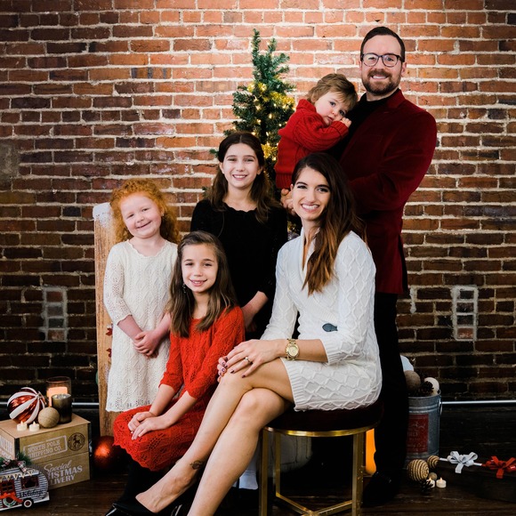 Profile Picture of Megan Xifos (@meganxifos) on Poshmark