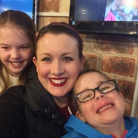 Profile Picture of Julia Gravelyn (@mommagravelyn) on Pinterest