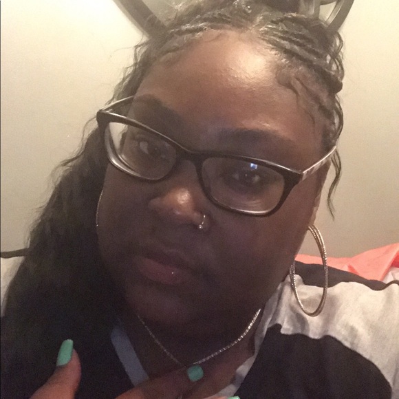 Profile Picture of Jasmine Hines (@jazzyj_h) on Poshmark