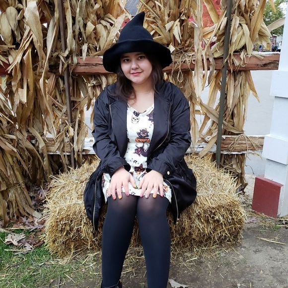 Profile Picture of Erika Kyteler (@erikathirteen) on Poshmark