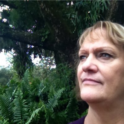 Profile Picture of Valerie Schmidt (@auntvalerie1959) on Twitter