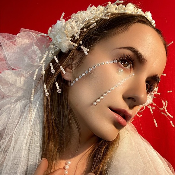 Profile Picture of Nelli Gerasimova (@nelligerasimova) on Poshmark