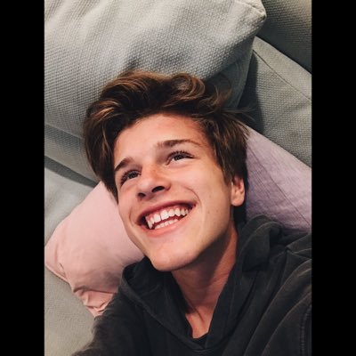 Profile Picture of Alex Lange Love (@alexlange_love) on Twitter