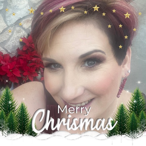 Profile Picture of Katherine Pearce (@kat3109) on Poshmark