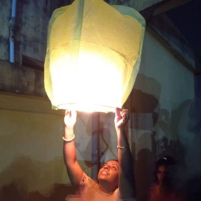Profile Picture of Paramita Chowdhury (@ParomitaRumpa) on Twitter