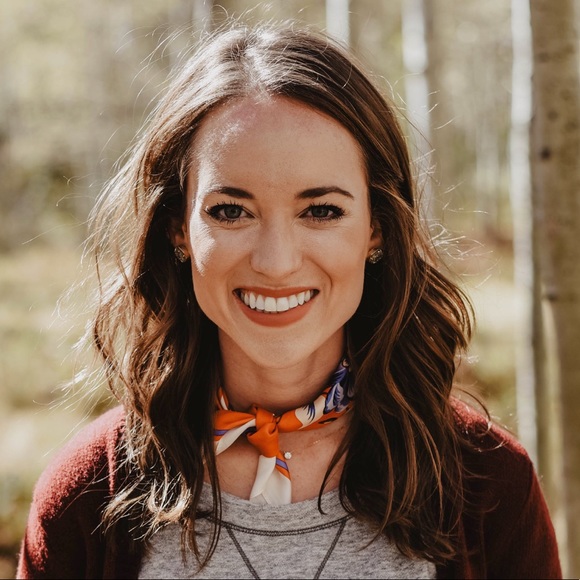 Profile Picture of Hayden Asselta (@hayden_thrifts) on Poshmark