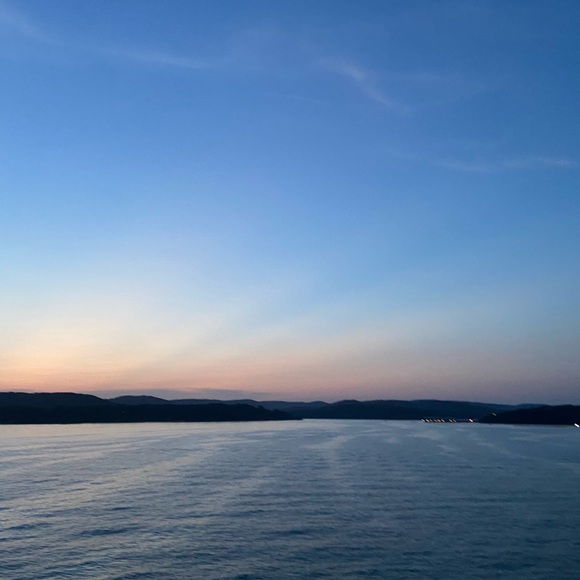 Profile Picture of Kaylynn Ottenschnieder (@kaylynn_o) on Poshmark