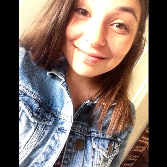 Profile Picture of Orren Shachaf (@orrenshachaf) on Poshmark