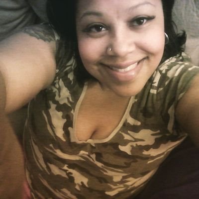 Profile Picture of Tamaragee (@tamaragee10) on Twitter