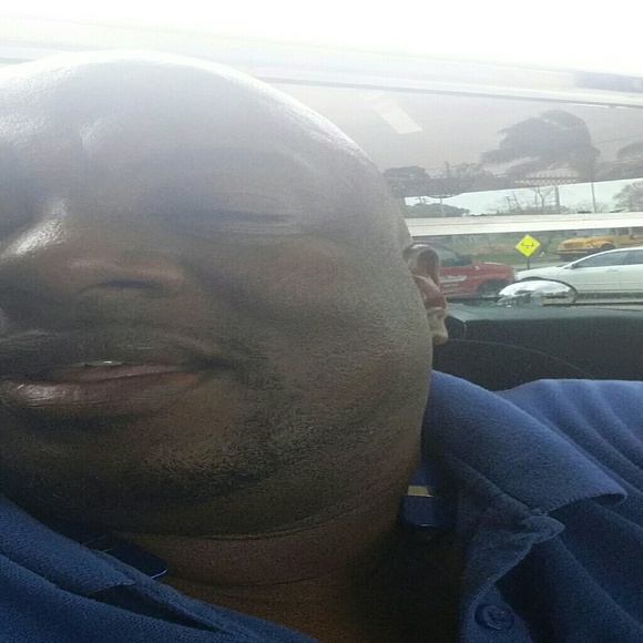 Rene Harper - Poshmark Profile Picture of Rene Harper (@ladiesmanharper) on Poshmark