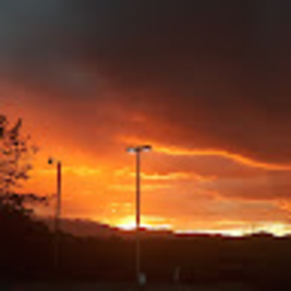 Profile Picture of Miranda Vaughn (@mandyforme83) on Poshmark