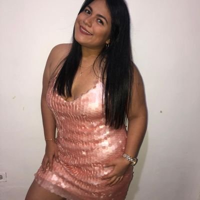 Profile Picture of Slen 🌼 (@Unnombrenocomun) on Twitter