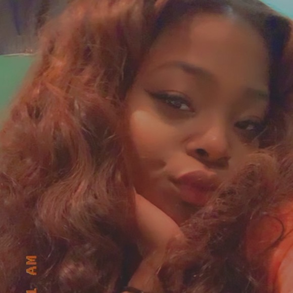 Profile Picture of Aaliyah Phillips (@aaliyahphill814) on Poshmark