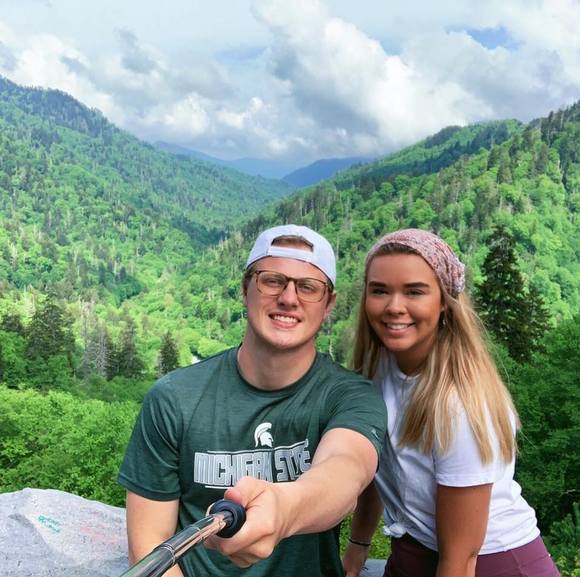 Profile Picture of Alec Harden (@hardenalec) on Poshmark