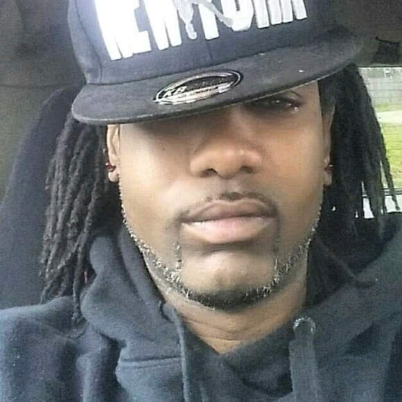 Profile Picture of Kenneth Carter (@kcarter73) on Poshmark