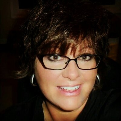 Profile Picture of Queen L (@buis_lisa) on Twitter