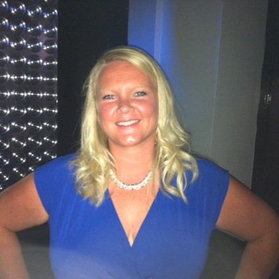 Profile Picture of Maxine Piper (@82max) on Twitter