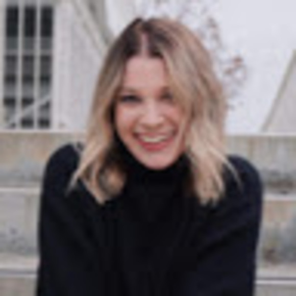 Profile Picture of Savannah Patick (@savannah_patick) on Poshmark