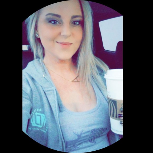 Profile Picture of Alisha Bennett (@alisha56) on Poshmark