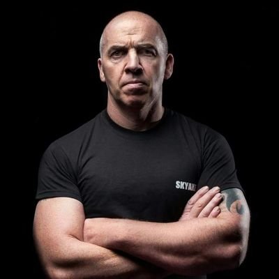 Profile Picture of Paul Skyaxe Kean (@SkyaxeKean) on Twitter