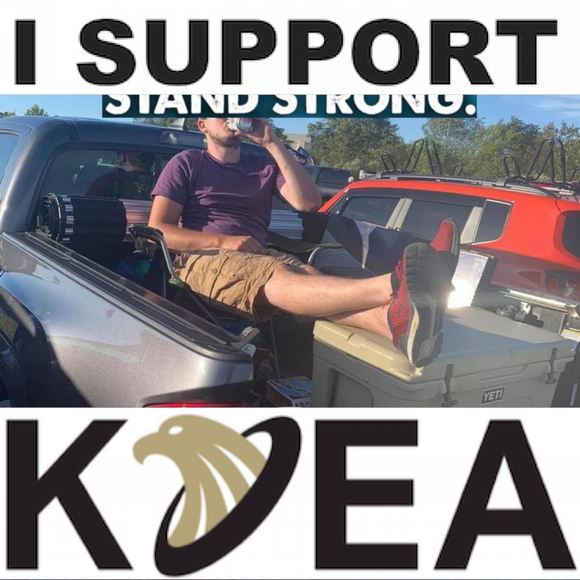 Profile Picture of Tom Gorman (@tomgorman411) on Poshmark