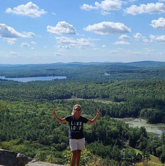 Profile Picture of Robin Spagnuolo (@rmspag1) on Poshmark