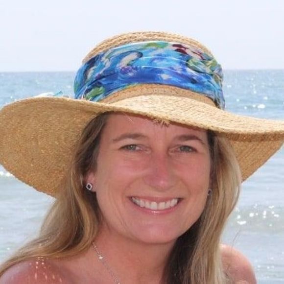 Profile Picture of Molly Pryor (@mollyintx) on Poshmark