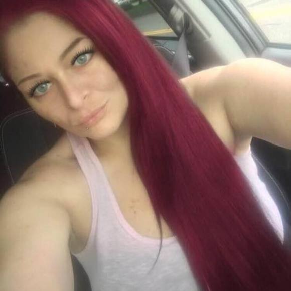 Bella Liuzza - Poshmark Profile Picture of Bella Liuzza (@lliuzza) on Poshmark