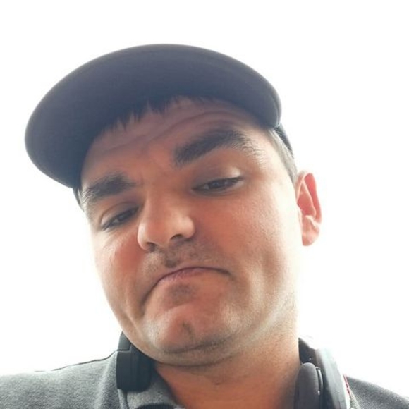 Profile Picture of Christopher Smith (@christophers311) on Poshmark