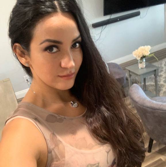 Profile Picture of Teresa Rojas (@t_rojas13) on Poshmark