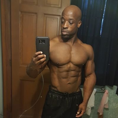 Profile Picture of Patrick Mount (@mountfamily32) on Twitter