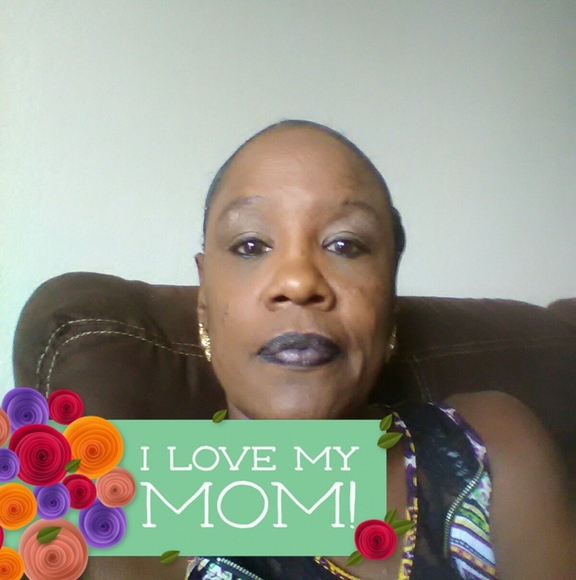 Profile Picture of Anita Ellis (@anitaellis498) on Poshmark